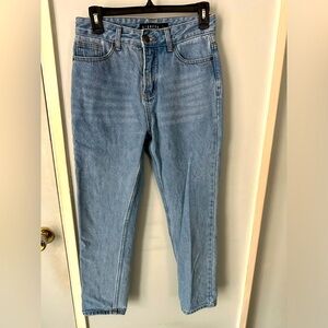 Junior’s Lioness light blue jeans